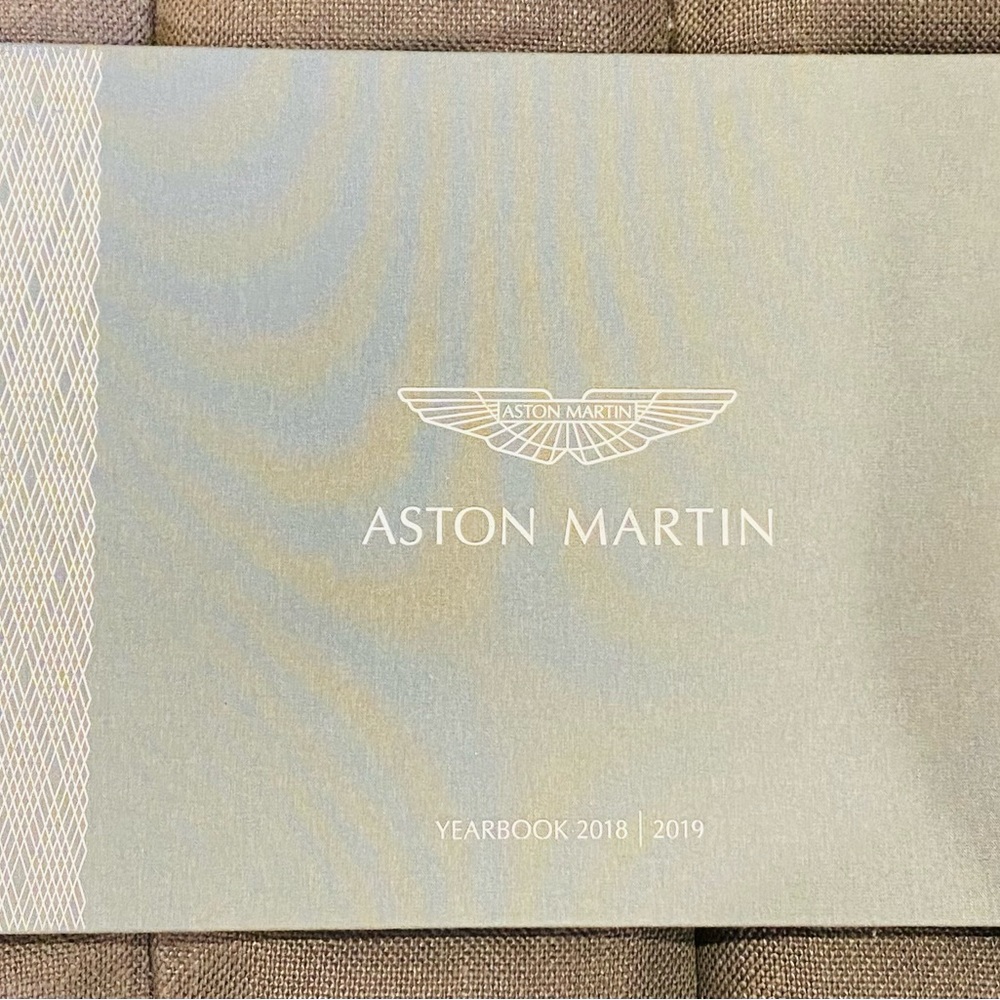 Aston Martin Yearbook 2018-2019